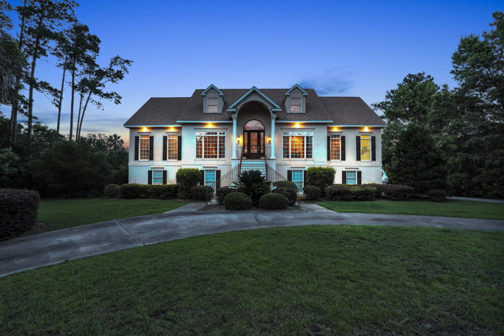 virtual twilight & dusk photography here in Florida